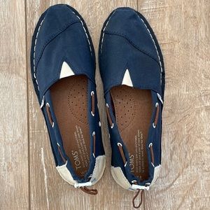 New toms navy blue
